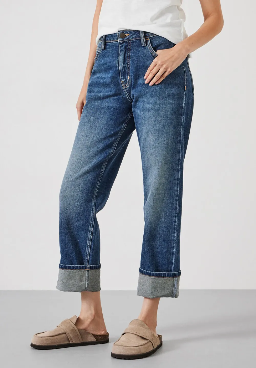 hush Jeans|Agnes Straight Leg Jeans Vintage Wash BlueVintage Wash Blue