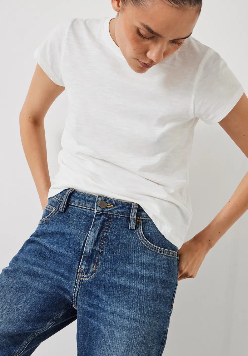 hush Jeans|Agnes Straight Leg Jeans Vintage Wash BlueVintage Wash Blue