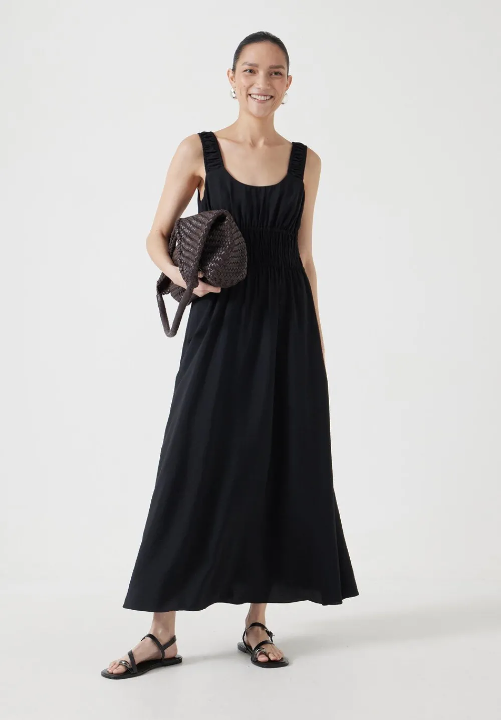hush Dresses|Air Flow Gathered Straps Midi Dress Black
