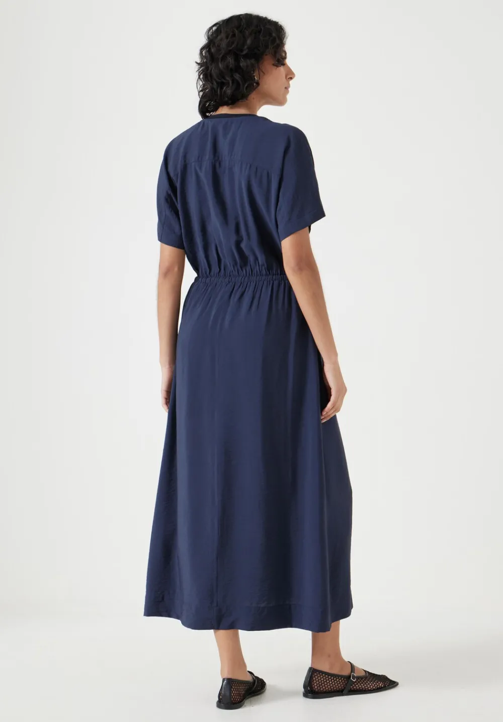 hush Dresses|Air Flow Short Sleeve Crew Neck Midi Dress Navy