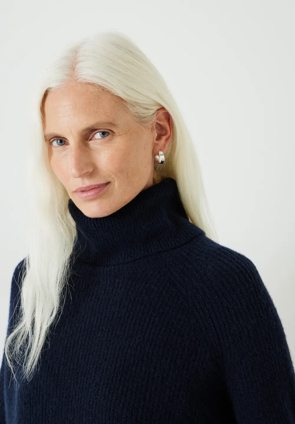 hush Jumpers & Cardigans|Aven Raglan Roll Neck Wool Blend Jumper Midnight Navy