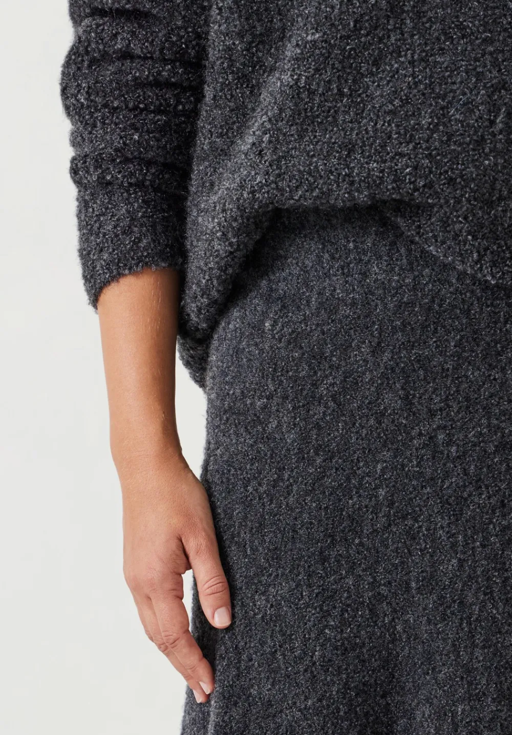 hush Skirts|Bea Boucle Knitted Midi Skirt Charcoal Marl