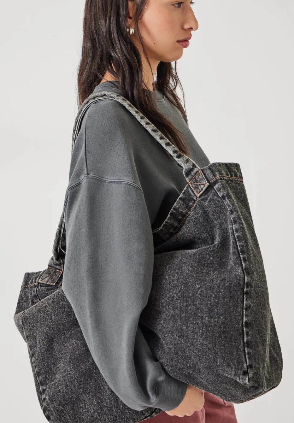 hush Bags|Britney Denim Tote Bag Washed Black