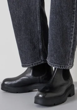hush Boots|Chunky Leather Chelsea Boots Black