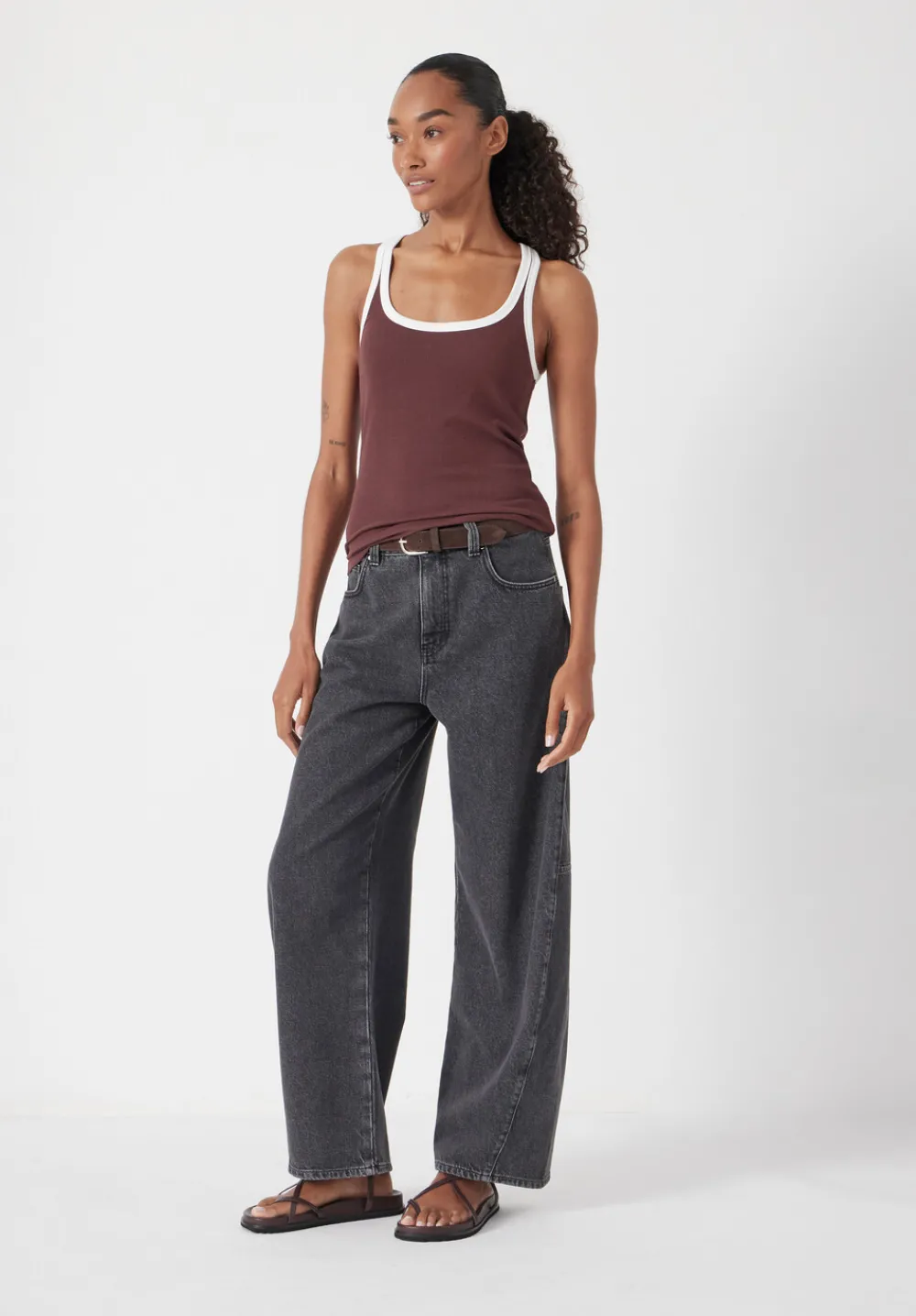 hush Tops & T-Shirts|Contrast Trim Vest Rum Raisin