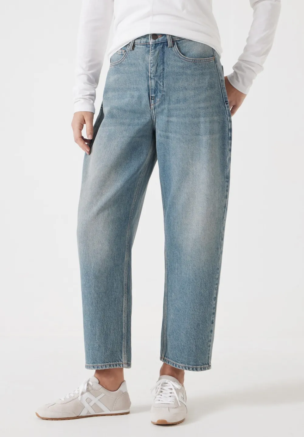 hush Jeans|Trousers|Cordelia Barrel Leg Jeans Light Blue Authentic