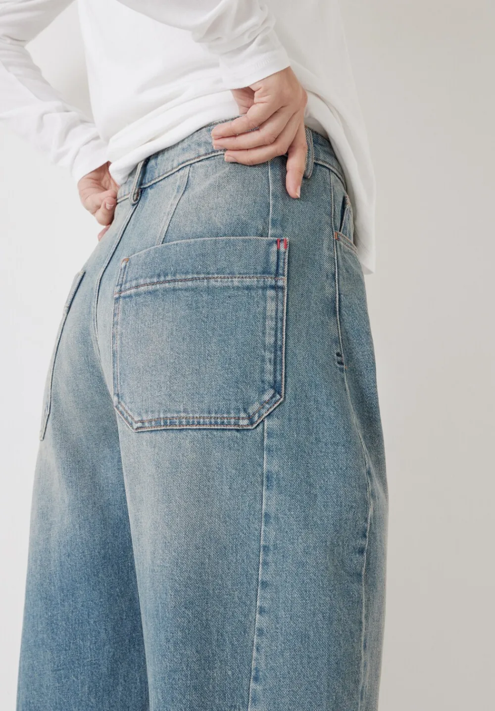 hush Jeans|Trousers|Cordelia Barrel Leg Jeans Light Blue Authentic