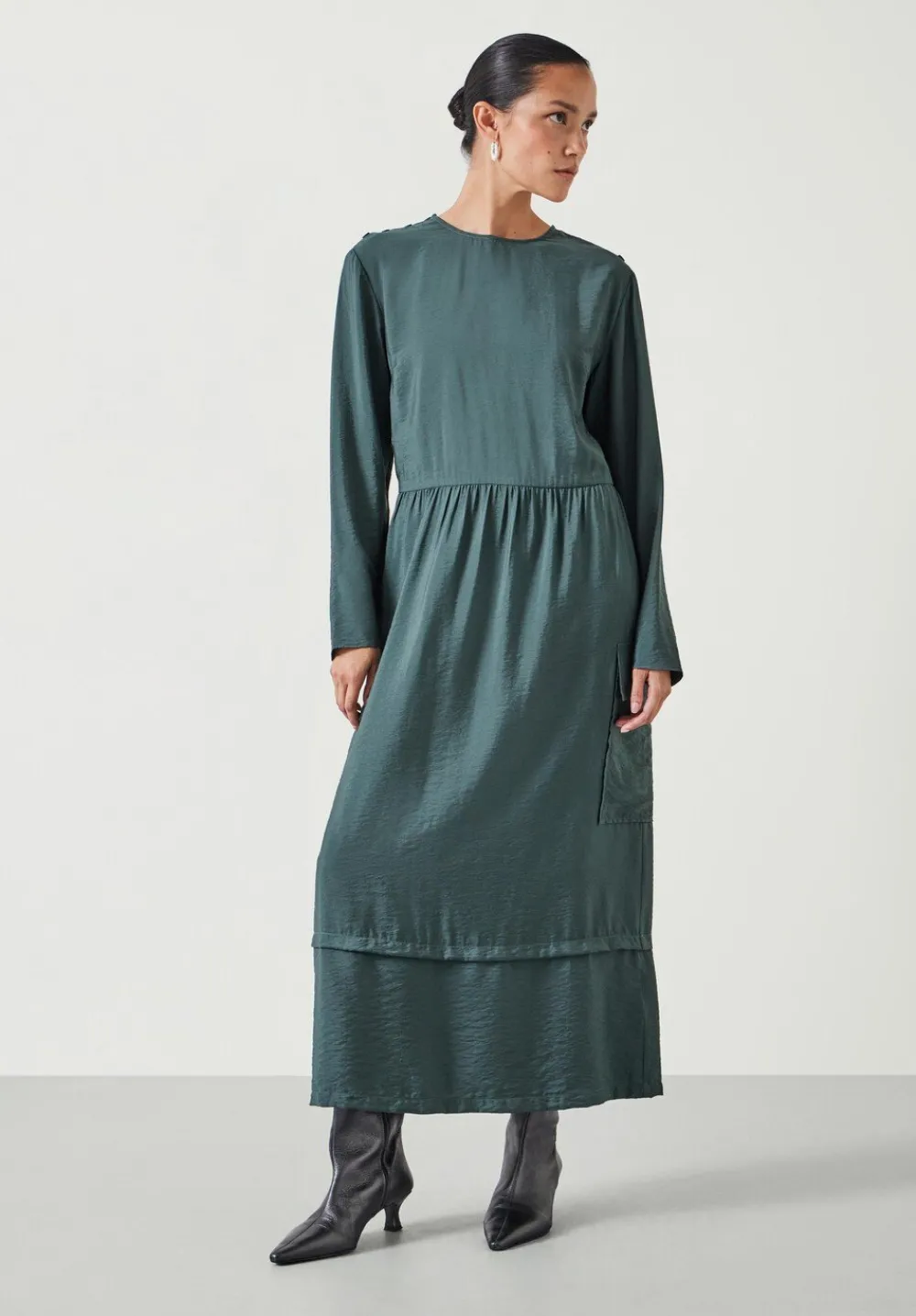 hush Dresses|Cristina Utility Maxi Dress Smoked Green