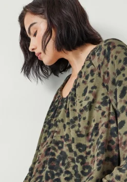 hush Shirts & Blouses|Elise V-Neck Printed Blouse Khaki Animal