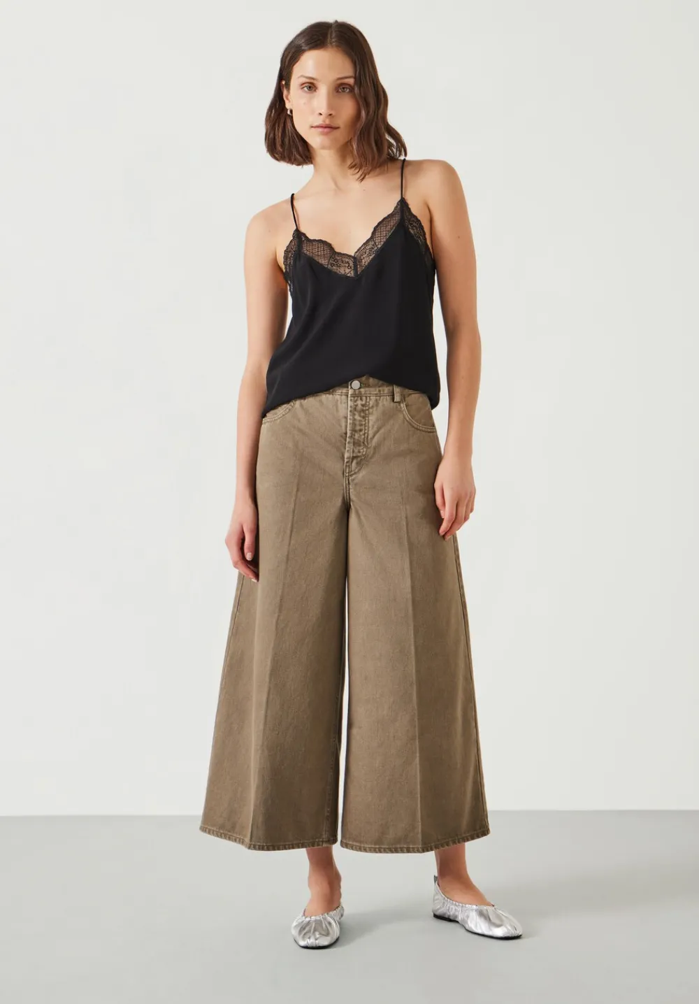hush Jeans|Ella Wide Leg Cropped Jeans Olive