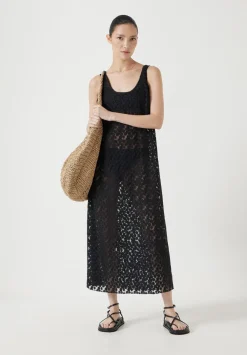 hush Dresses|Embroidered Sleeveless Floral Dress Black
