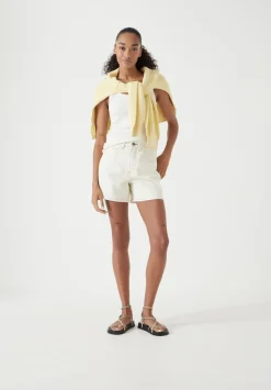 hush Shorts|Essential Denim Shorts Ecru