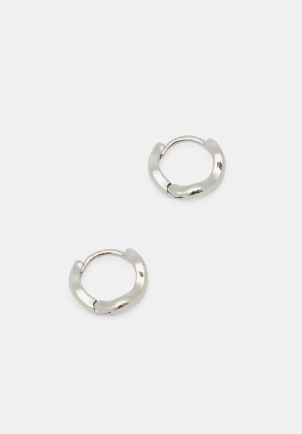 hush Jewellery|Fern Twist Huggie Earrings Silver