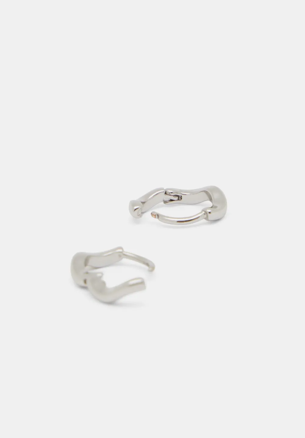 hush Jewellery|Fern Twist Huggie Earrings Silver