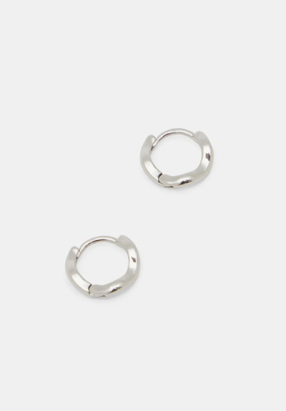 hush Jewellery|Fern Twist Huggie Earrings Silver