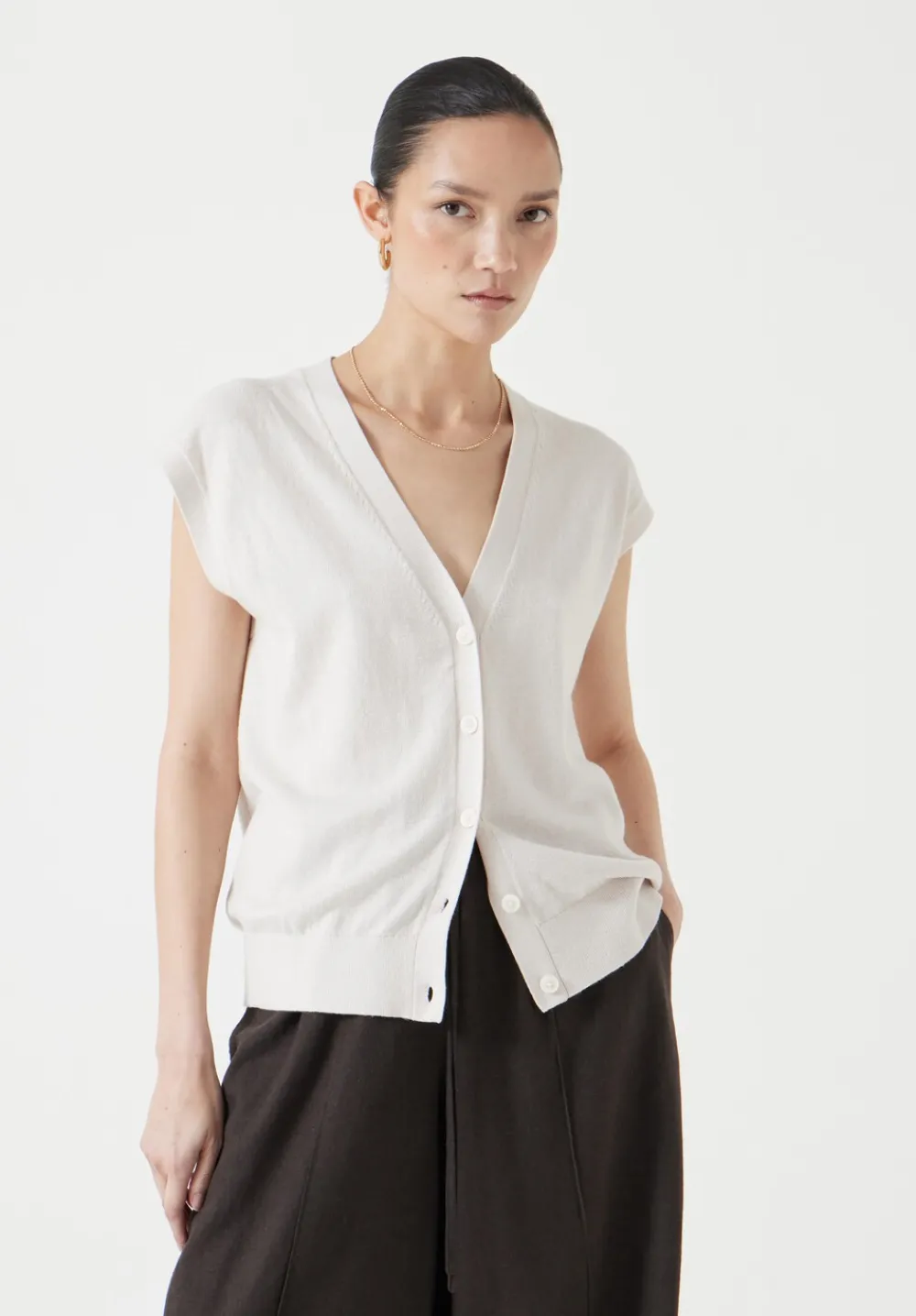 hush Tops & T-Shirts|Jumpers & Cardigans|Fine Knit Button Front Vest Top Off White