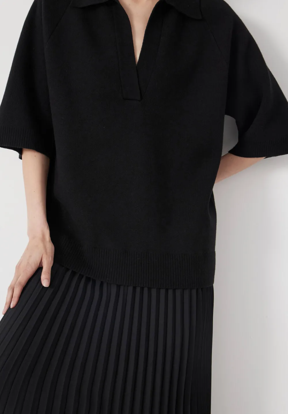 hush Dresses|Gabriela Polo Knit Dress Black