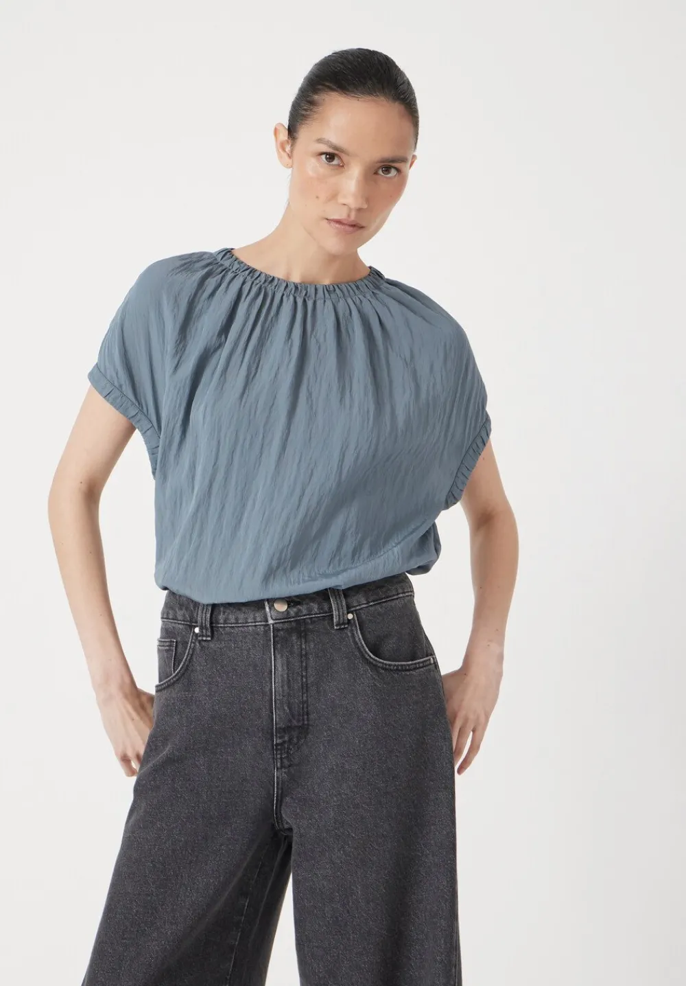 hush Tops & T-Shirts|Shirts & Blouses|Gathered Crew Neck Detail Top Stormy Blue