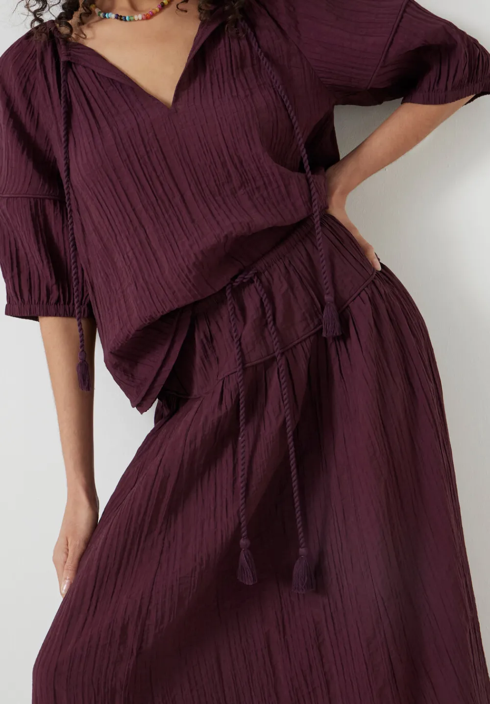 hush Skirts|Gathered Detail Midi Skirt Wine Red