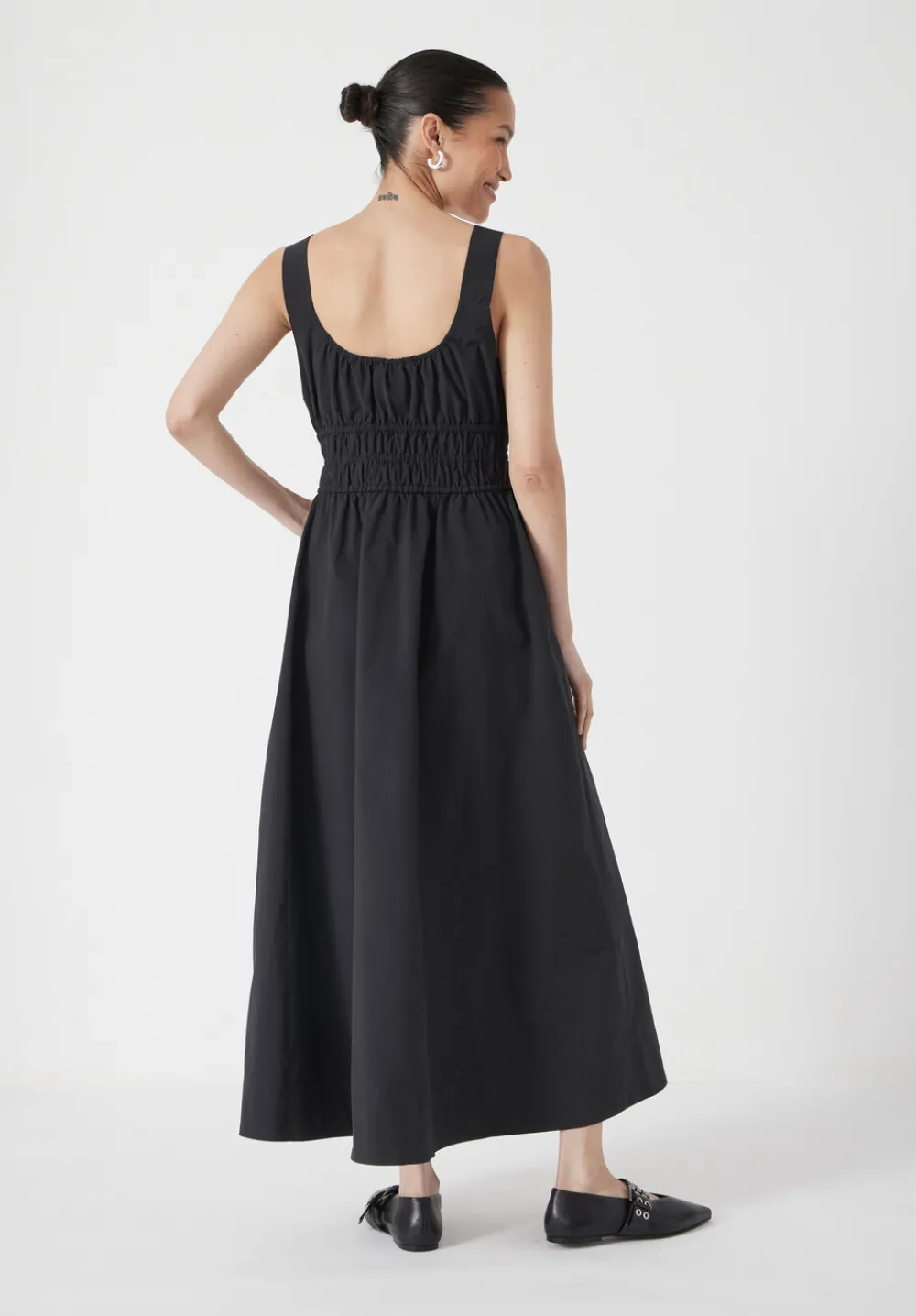 hush Dresses|Gathered Waist Midi Dress Black