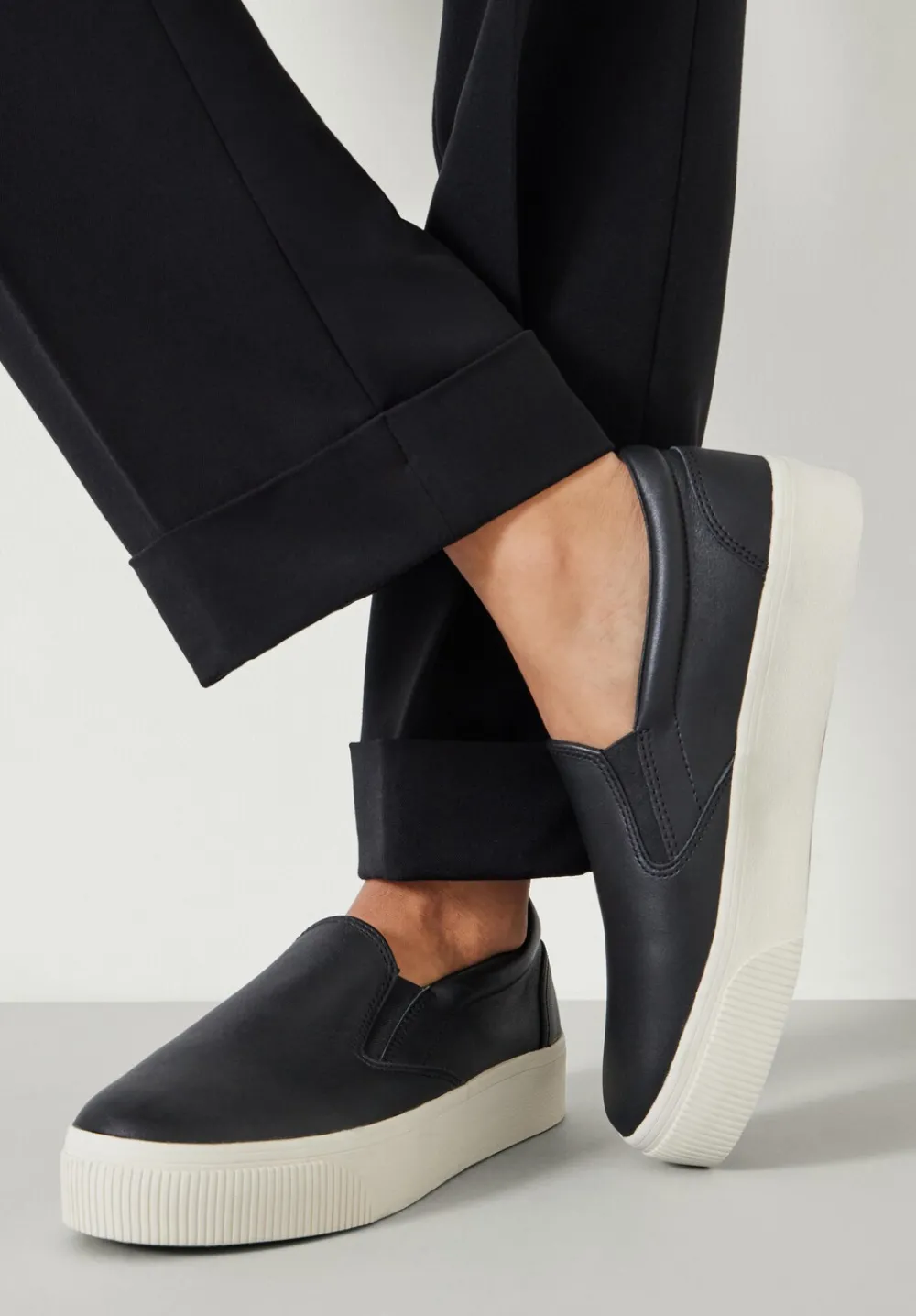 hush Trainers|Flats|Gili Flatform Leather Trainers Black