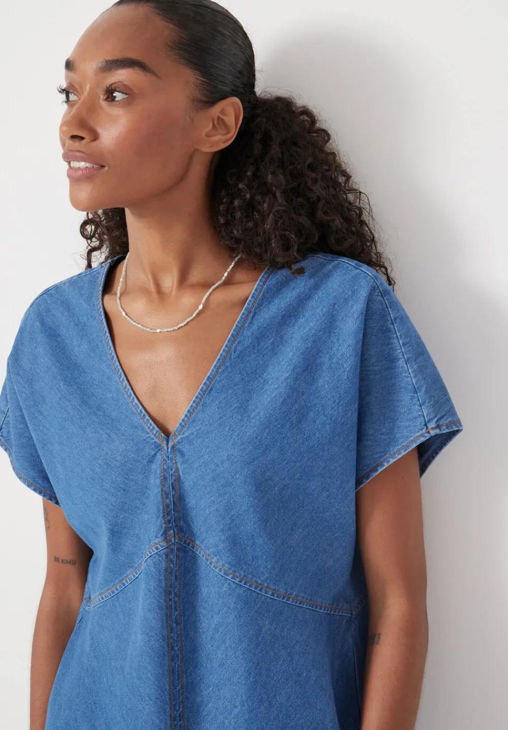 hush Dresses|Grace V Neck Denim Dress Vintage Wash Blue