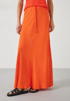 hush Skirts|Hanna Maxi Skirt Orange Red