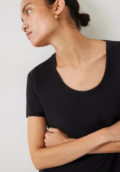 hush Tops & T-Shirts|Hari Scoop Neck Cotton Slub T-Shirt Black