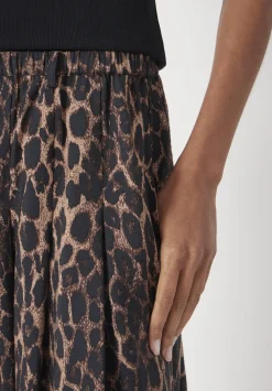 hush Skirts|Ivy Pleated Air Flow Midi Skirt Soft Leopard