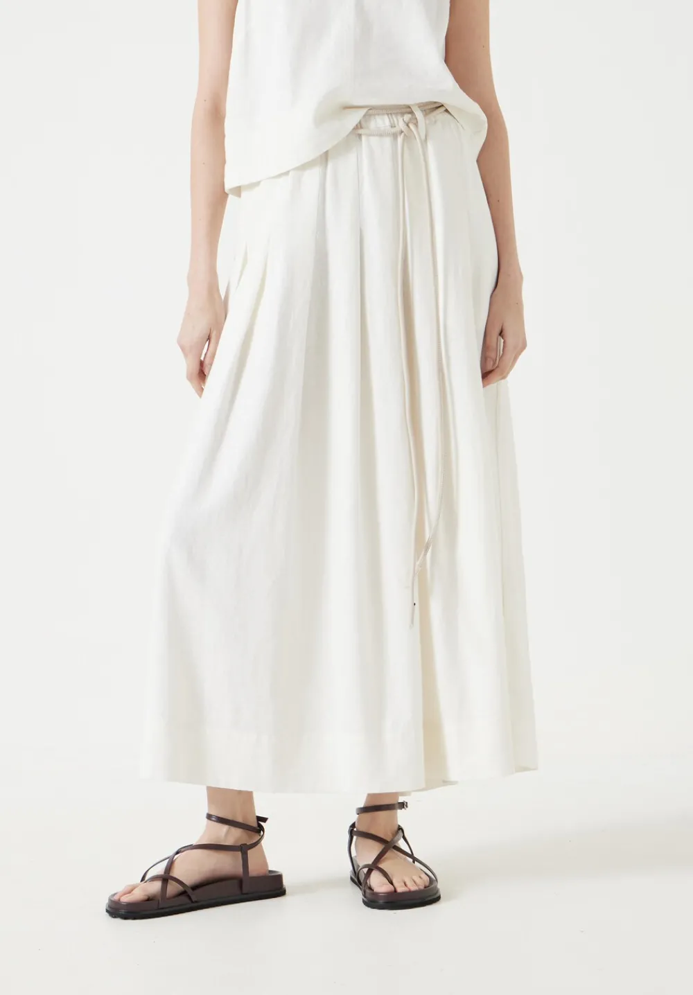 hush Skirts|Ivy Pleated Linen Blend Midi Skirt Off White