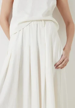 hush Skirts|Ivy Pleated Linen Blend Midi Skirt Off White