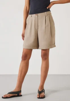 hush Shorts|Juniper Relaxed Tailored Shorts Caramel