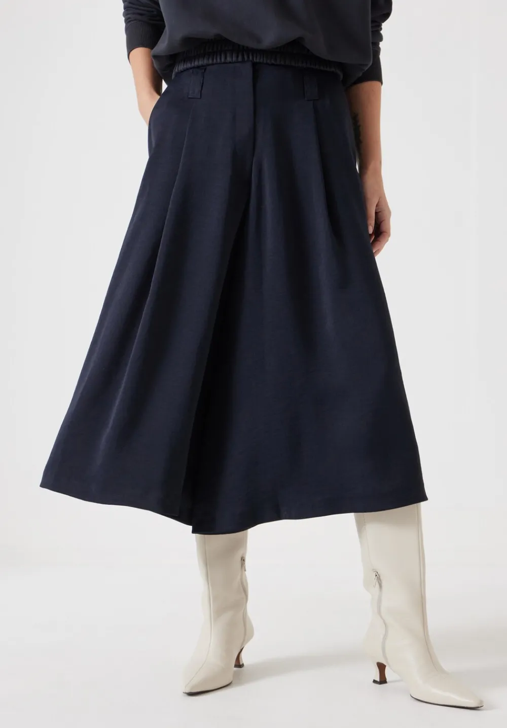 hush Trousers|Kiri Wide Culottes Navy