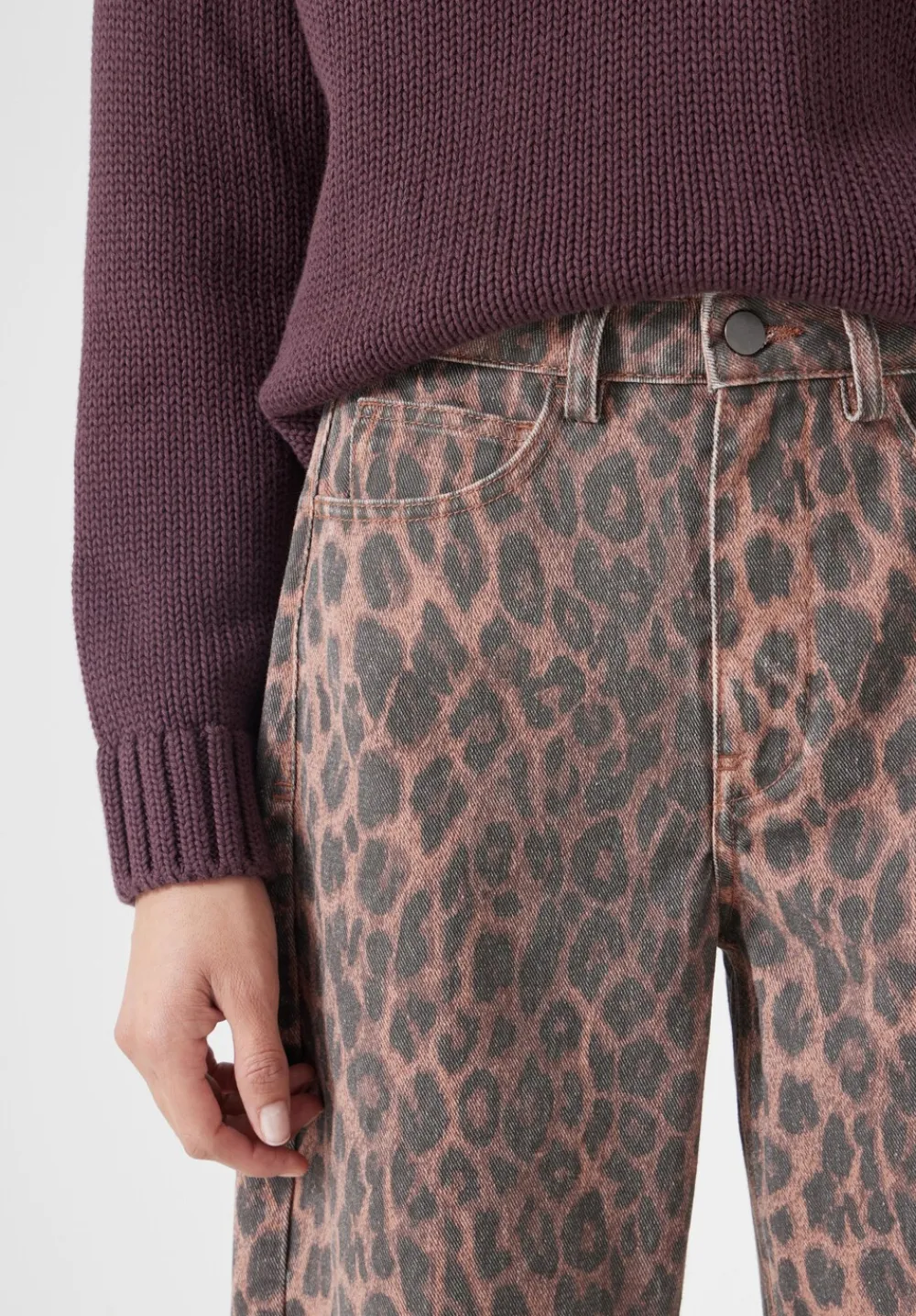 hush Jeans|Barrel Leg Jeans Leopard Print