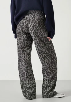 hush Jeans|Leopard Wide Leg Jeans Grey Leopard Print