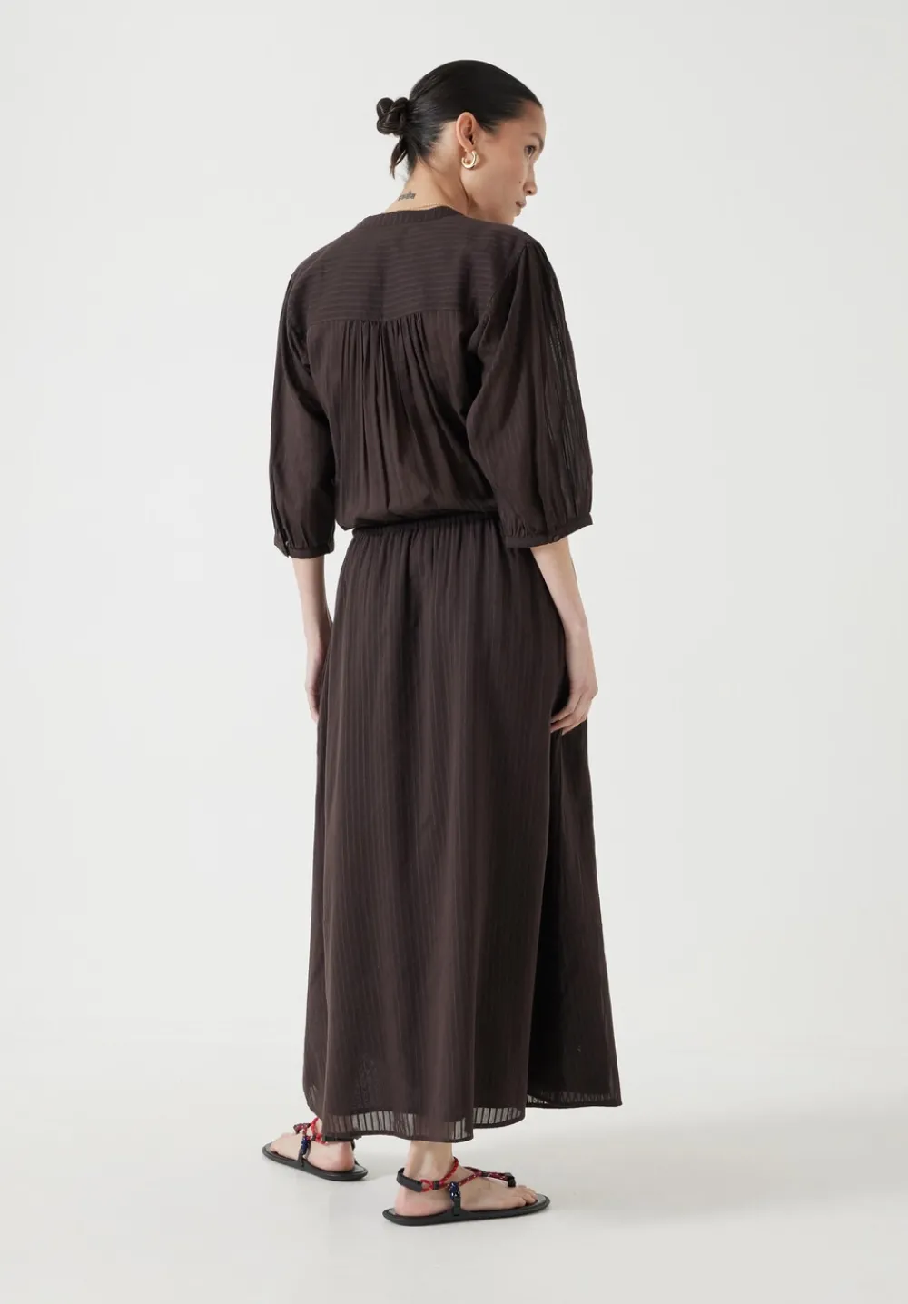 hush Dresses|Lhea Midi Dress Chocolate brown
