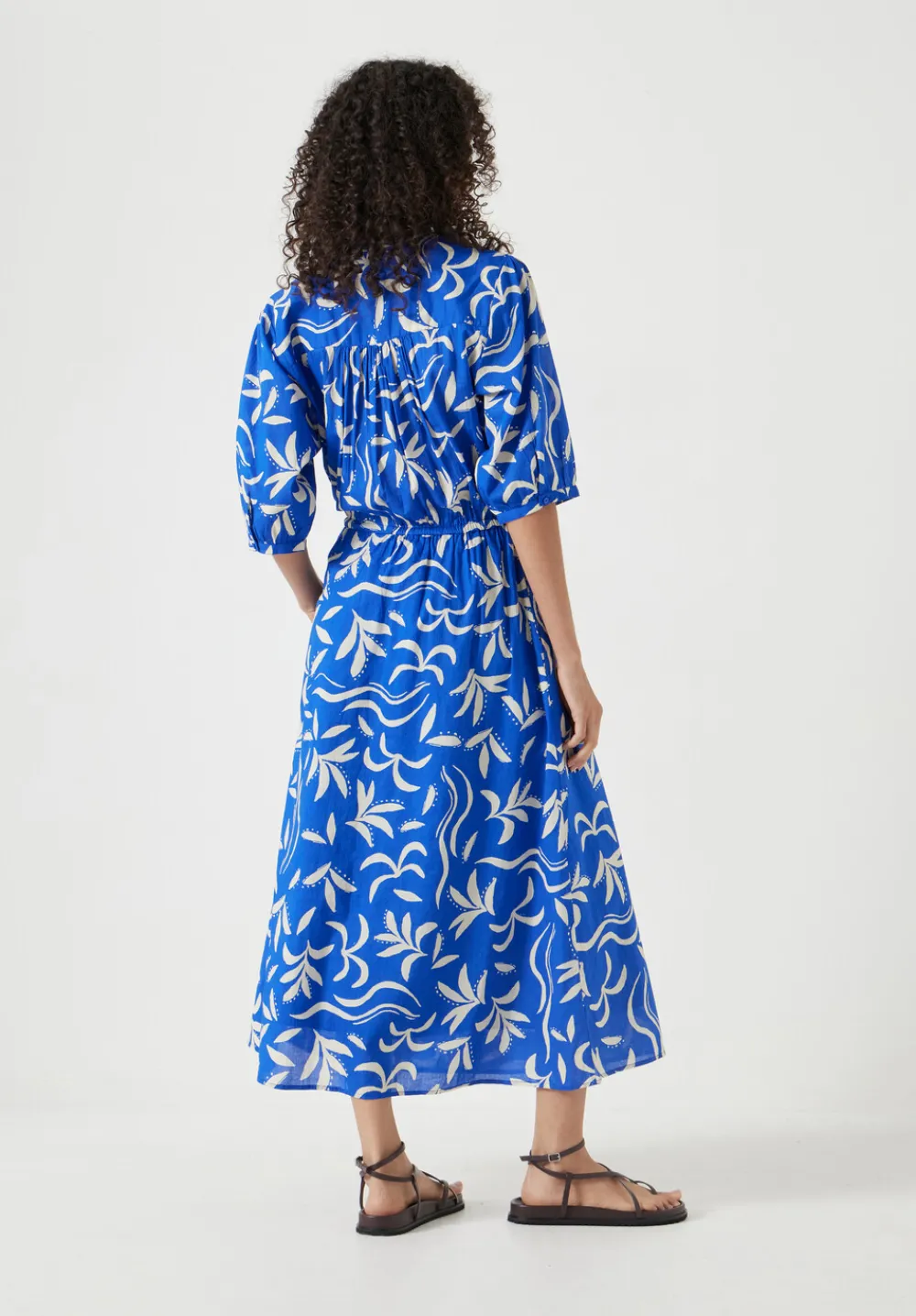hush Dresses|Lhea Printed Midi Cotton Dress Abstract Palm Blue