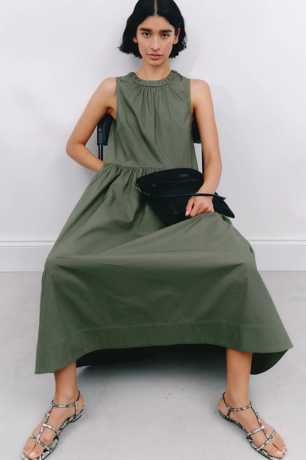 hush Dresses|Lightweight Cotton Sleeveless Crew Neck Maxi Dress Khaki Green