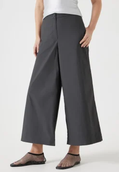 hush Trousers|Lightweight Cotton Wide Leg Cropped Trousers Washed Black