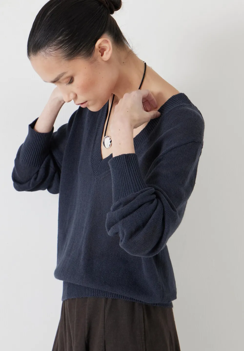 hush Jumpers & Cardigans|Linen Blend V Neck Jumper Inkwell Navy