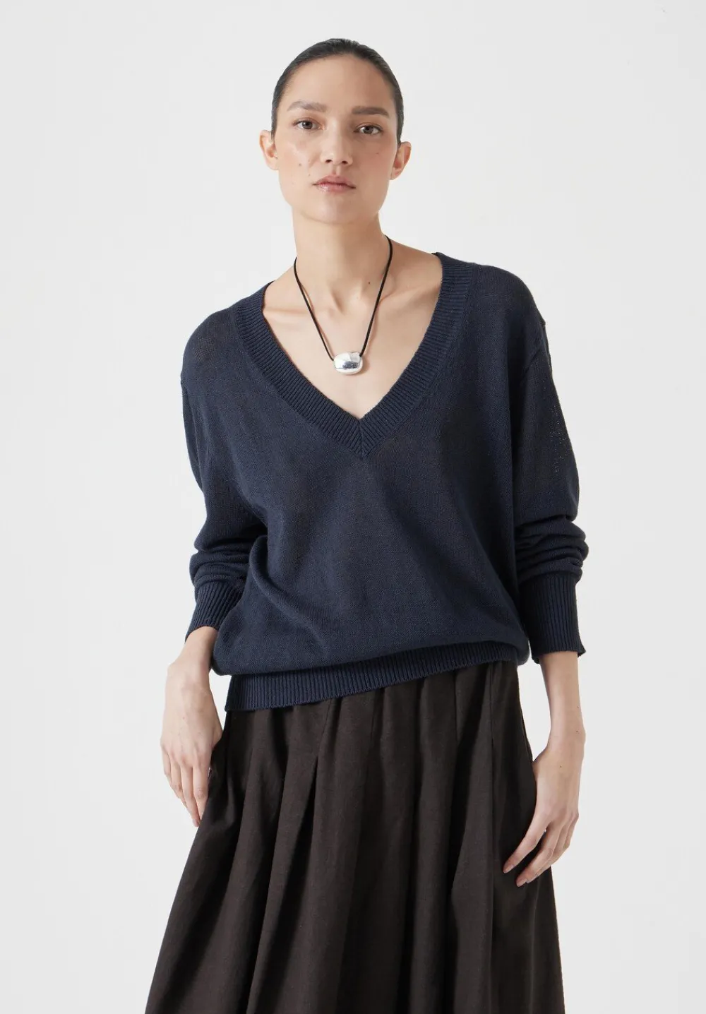 hush Jumpers & Cardigans|Linen Blend V Neck Jumper Inkwell Navy