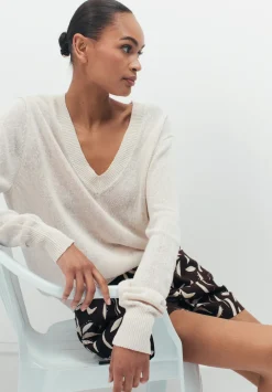 hush Jumpers & Cardigans|Linen Blend V Neck Jumper Netural