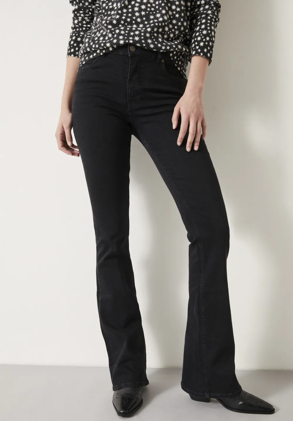 hush Jeans|Lorna Bootcut Jeans Washed Black