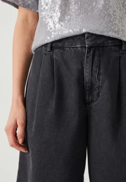 hush Shorts|Jeans|Lya Cropped Denim Bermuda Shorts Washed Black