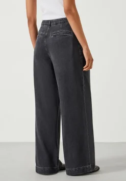 hush Jeans|Lya Pleated Wide Leg Jeans Washed Black
