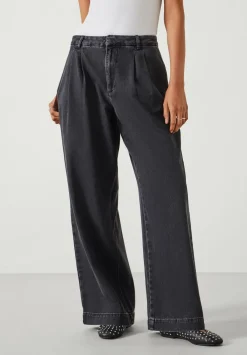 hush Jeans|Lya Pleated Wide Leg Jeans Washed Black