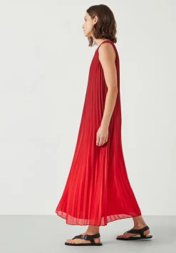hush Dresses|Molly Ombre Pleat Maxi Dress Red Ombre