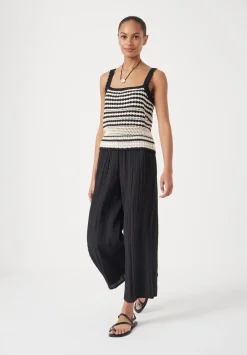 hush Tops & T-Shirts|Jumpers & Cardigans|Mono Stitch Cotton Knitted Top Soft White/Black