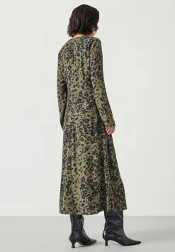 hush Dresses|Myrah Midi Dress Khaki Animal