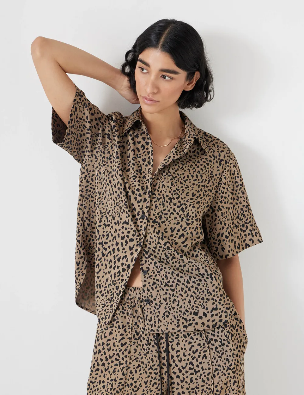 hush Tops & T-Shirts|Shirts & Blouses|Printed Short Sleeve Shirt Brown Animal Mark